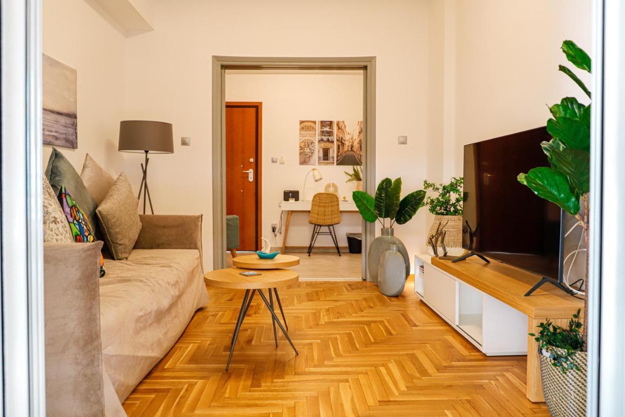 Newly Renovated Apartment 7 Min Walk From Acropolis 雅典 外观 照片