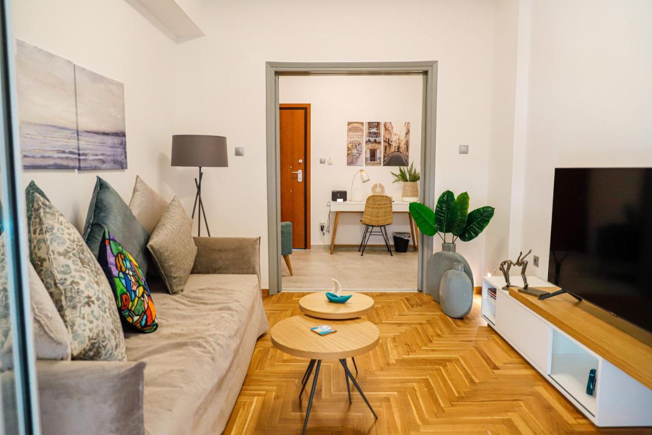 Newly Renovated Apartment 7 Min Walk From Acropolis 雅典 外观 照片