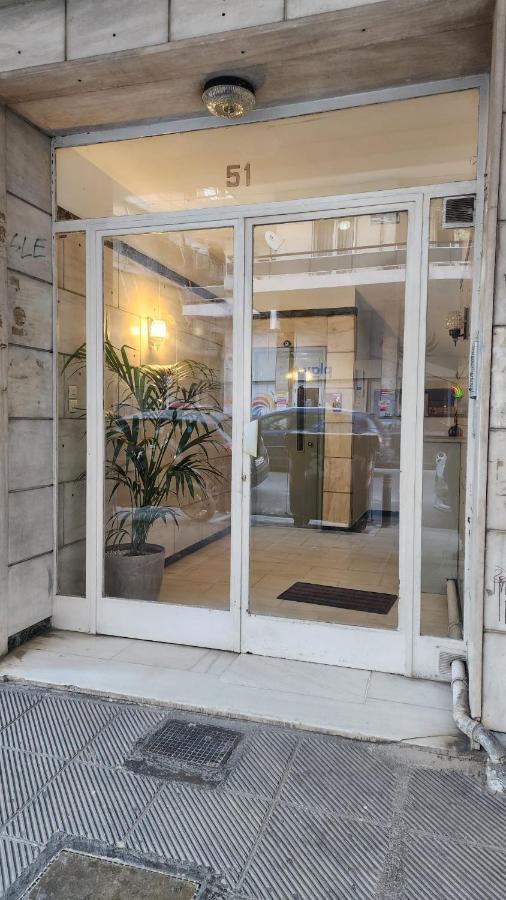 Newly Renovated Apartment 7 Min Walk From Acropolis 雅典 外观 照片